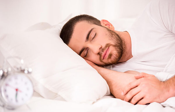 sleeping-man Мужчина спит